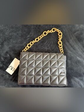 ZARA Black Quilted Shoulder Bag with Gold Chain